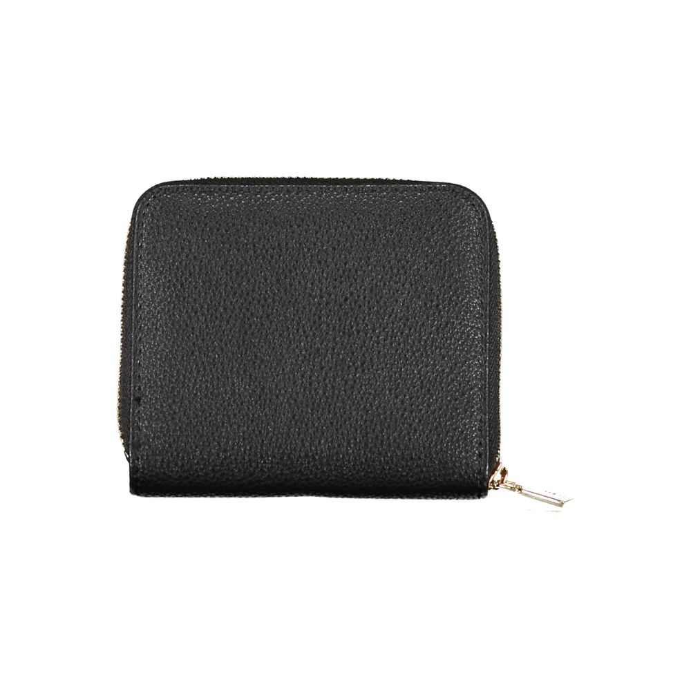 Sleek Black Wallet with Timeless Style