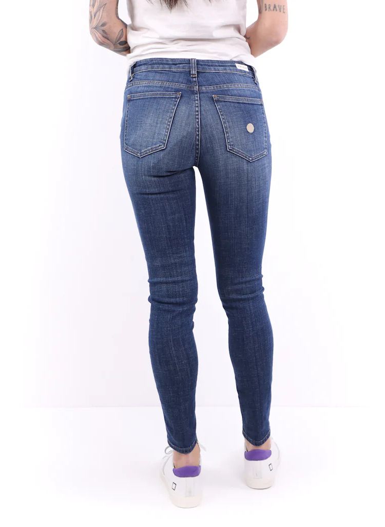 Chic Denim Blue Slim Fit Jeans